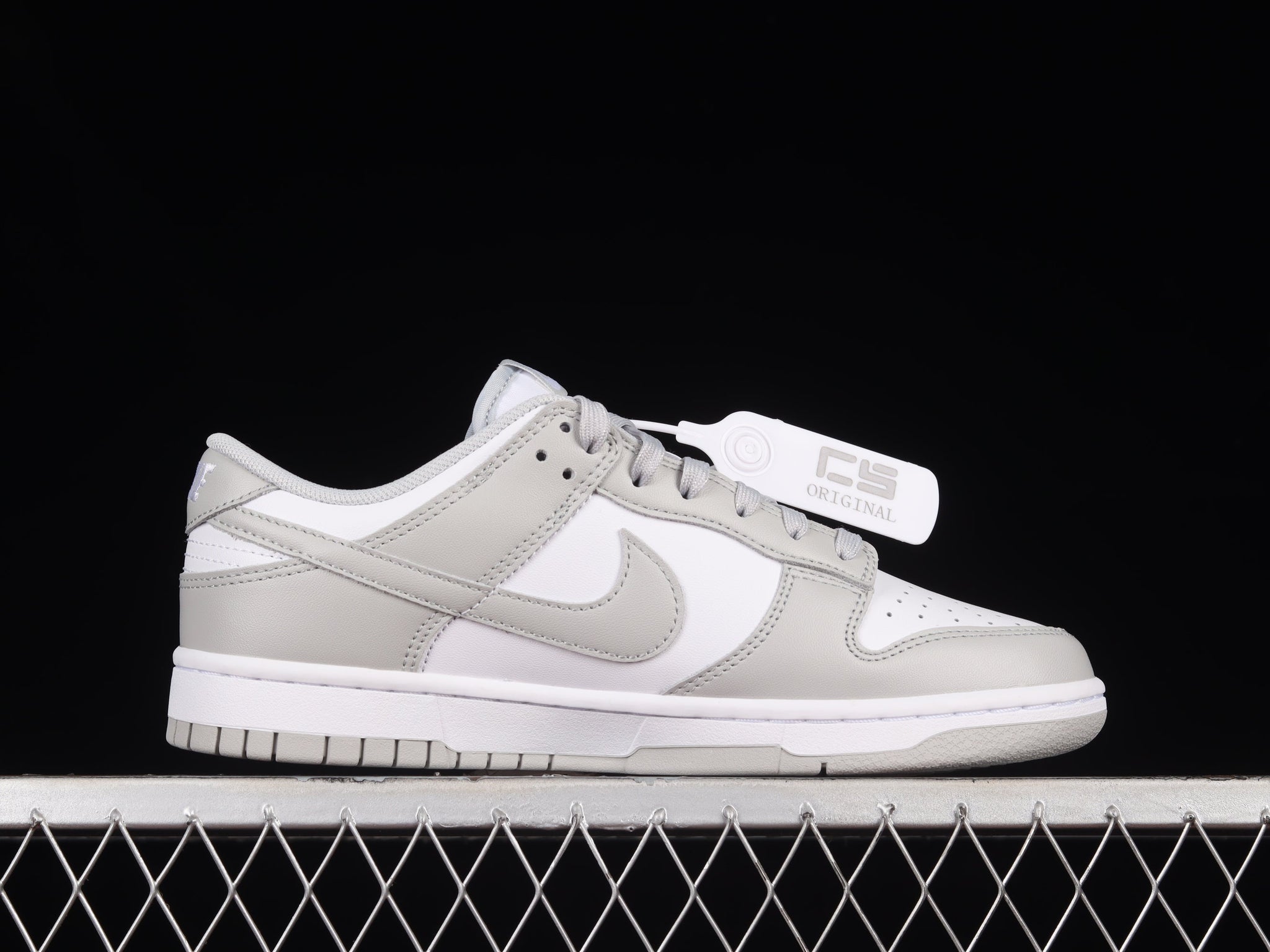 Nike Dunk Low “Grey Fog