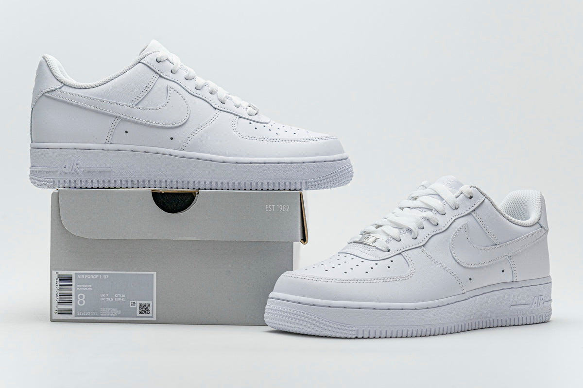 Nike Air Force 1 ’07 – White