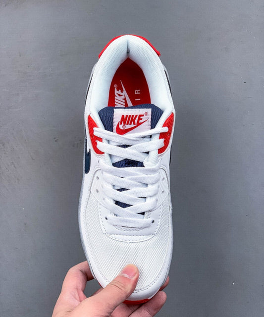 Nike Air Max 90 – The Bold Evolution of a Classic